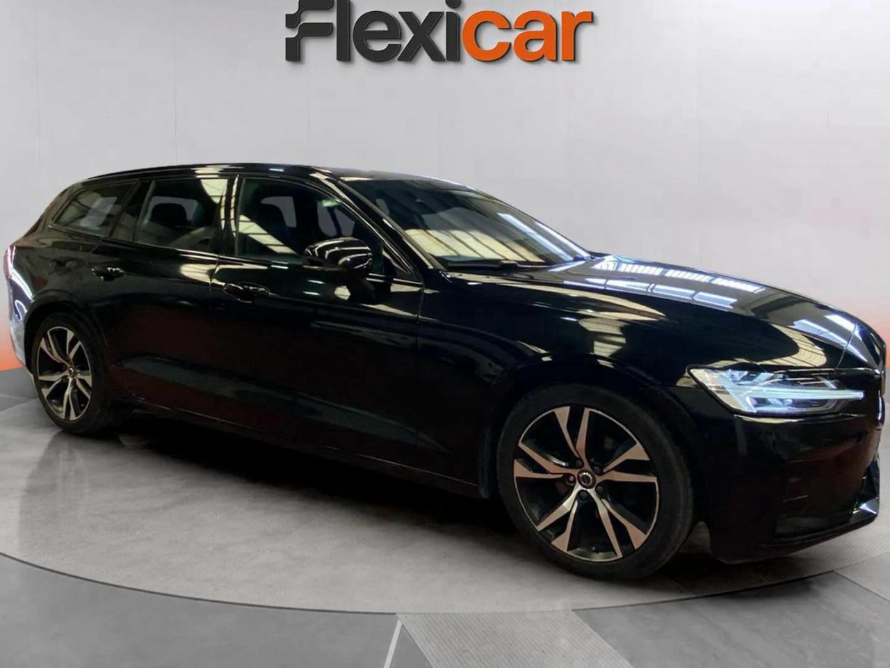 Foto volvo v60 2021 /