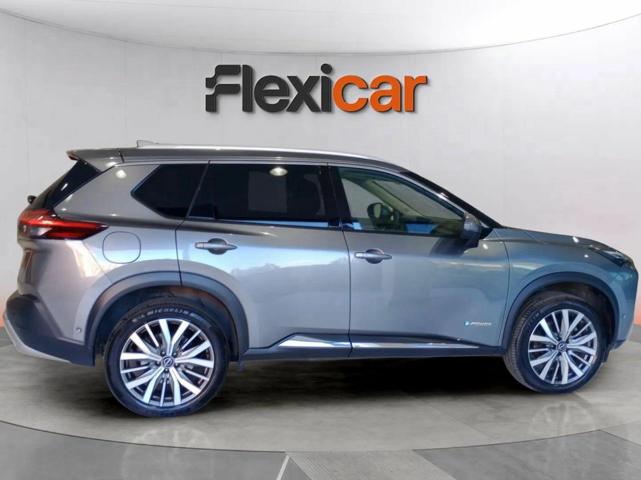 nissan x-trail 2023 / foto grande (3)