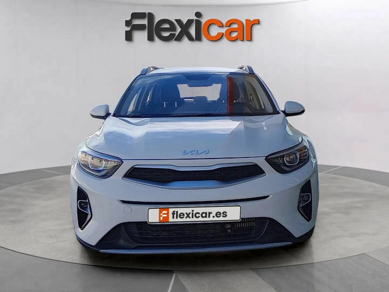 kia stonic 2022 / foto grande (2)