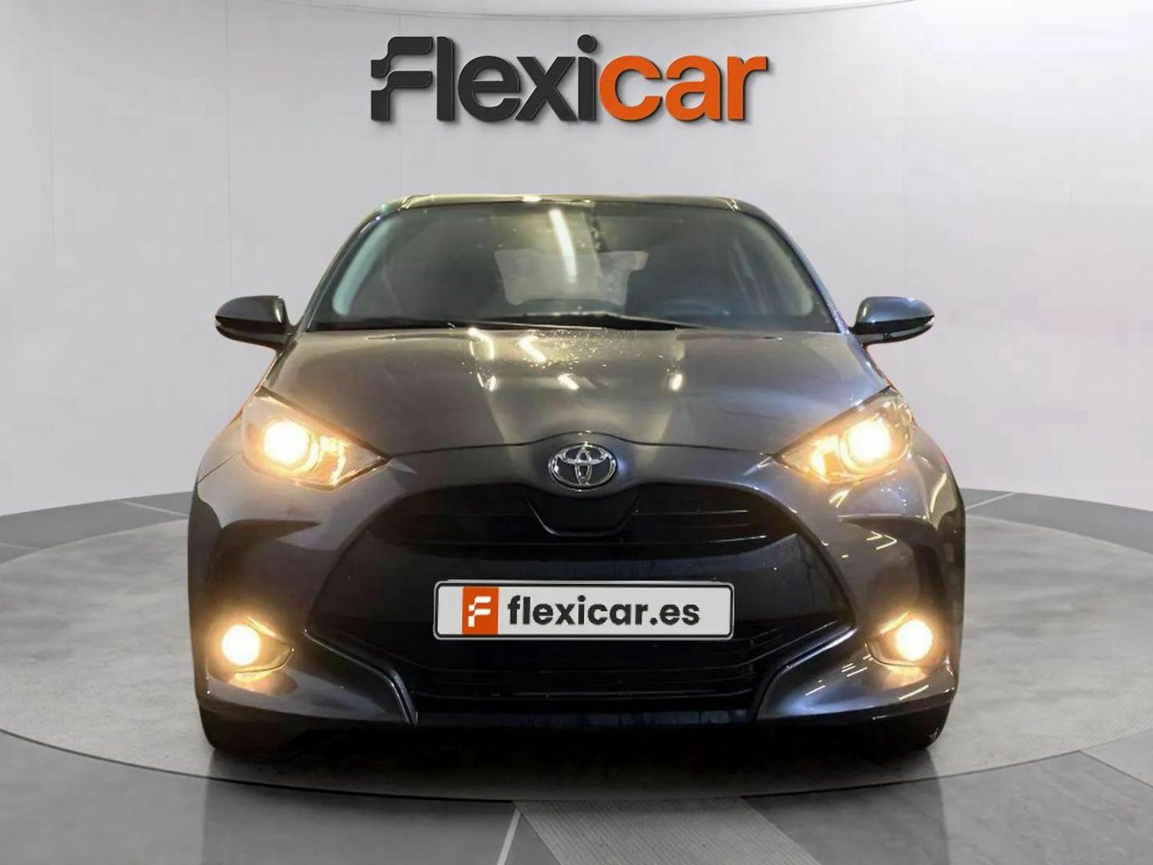 toyota yaris 2024 / foto grande (2)