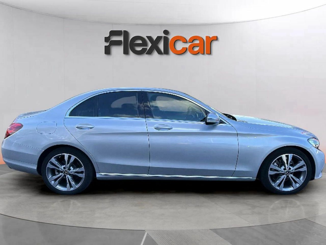 mercedes clase c 2018 / foto grande (3)