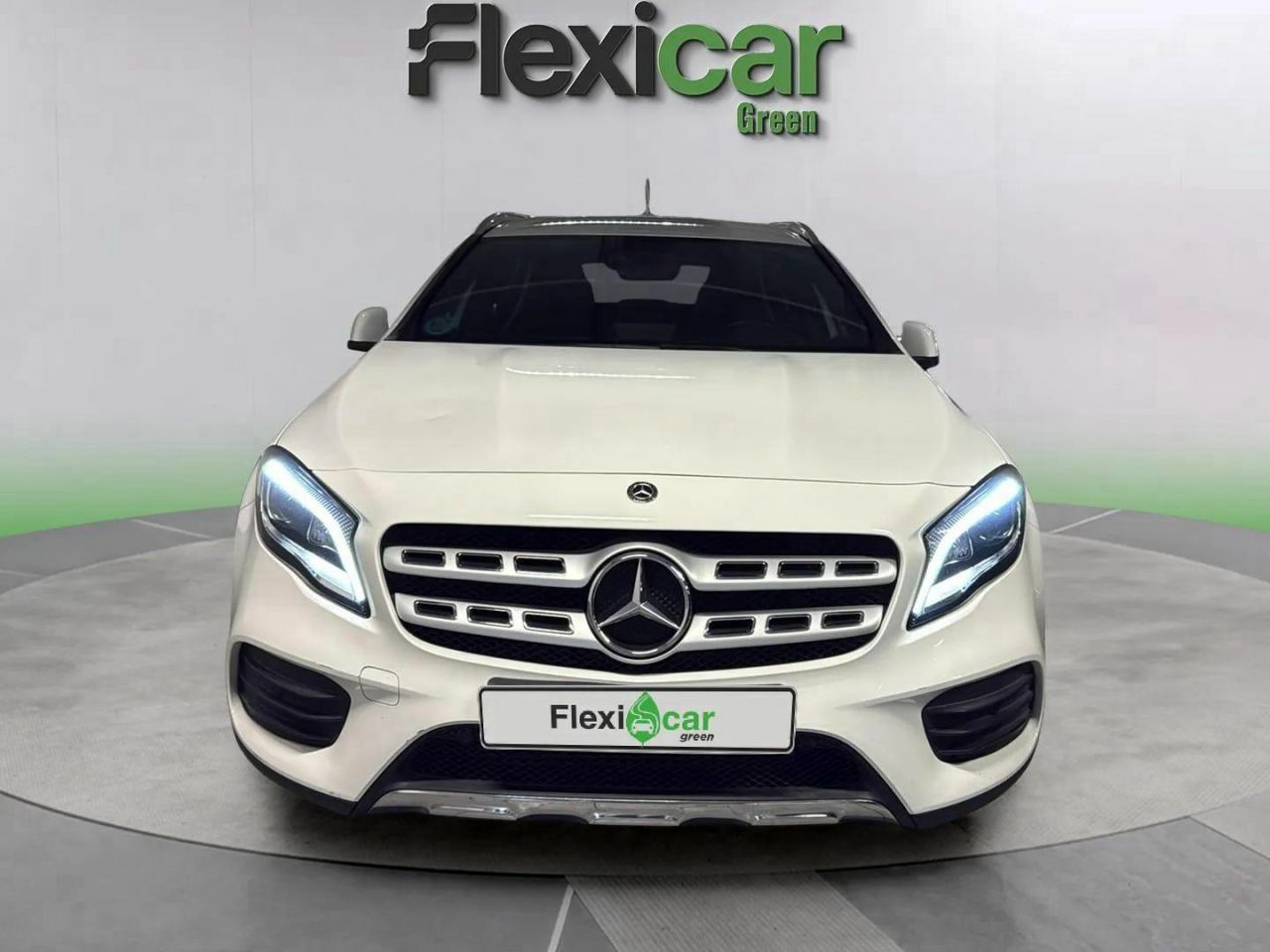 mercedes gla 2019 / foto grande (2)