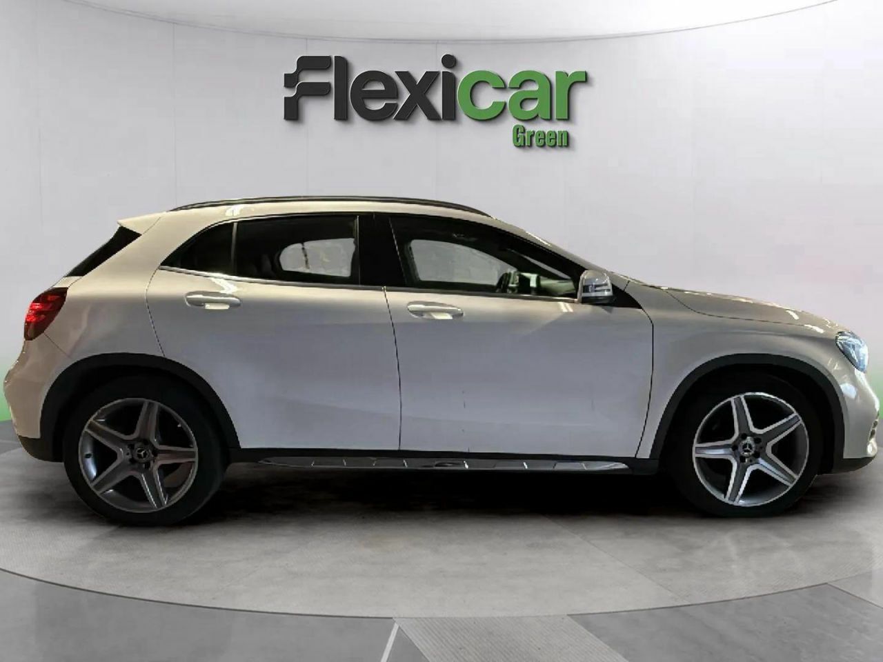 mercedes gla 2019 / foto grande (3)