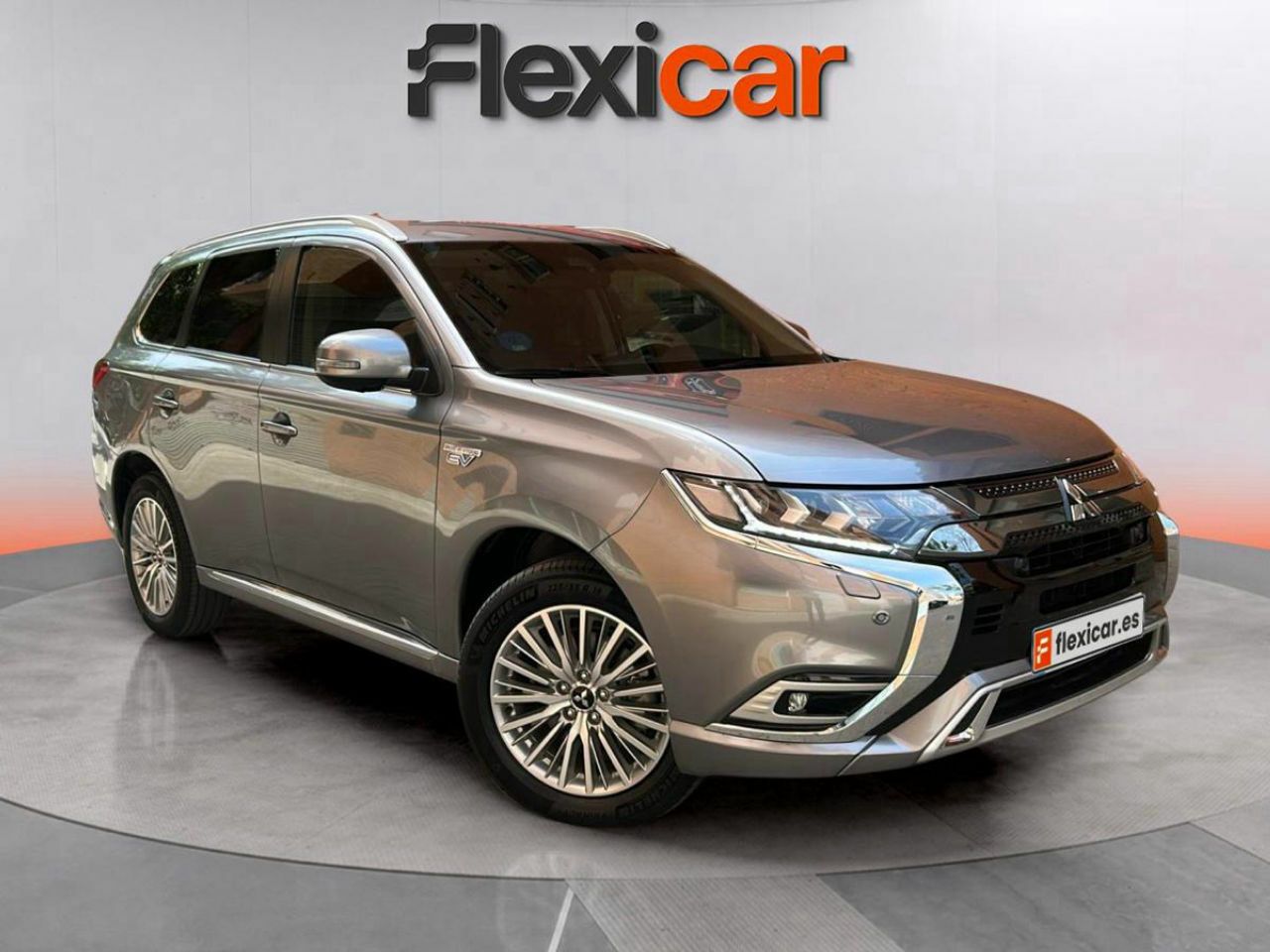 Foto mitsubishi outlander 2021 /