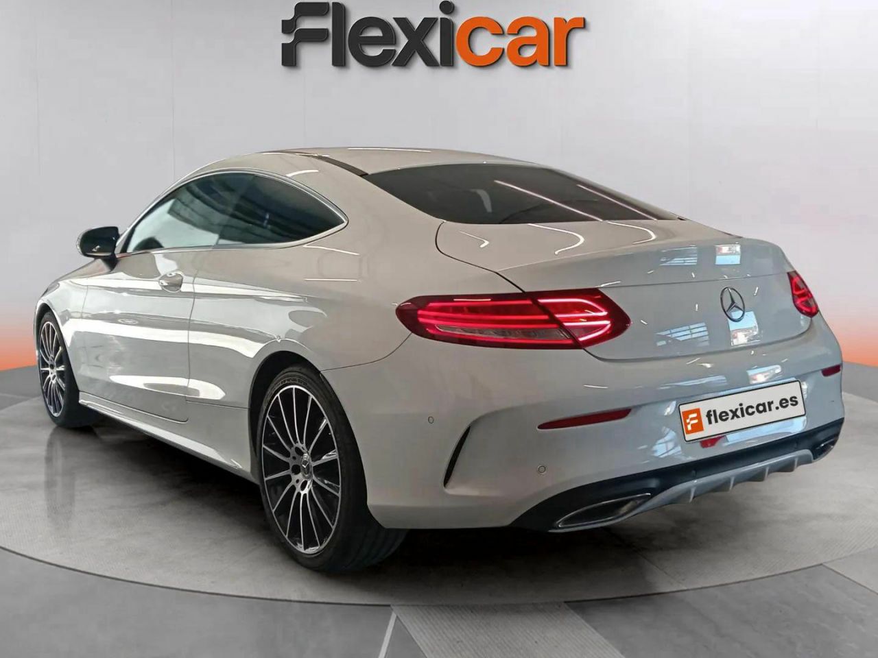 mercedes clase c 2017 / foto grande (3)