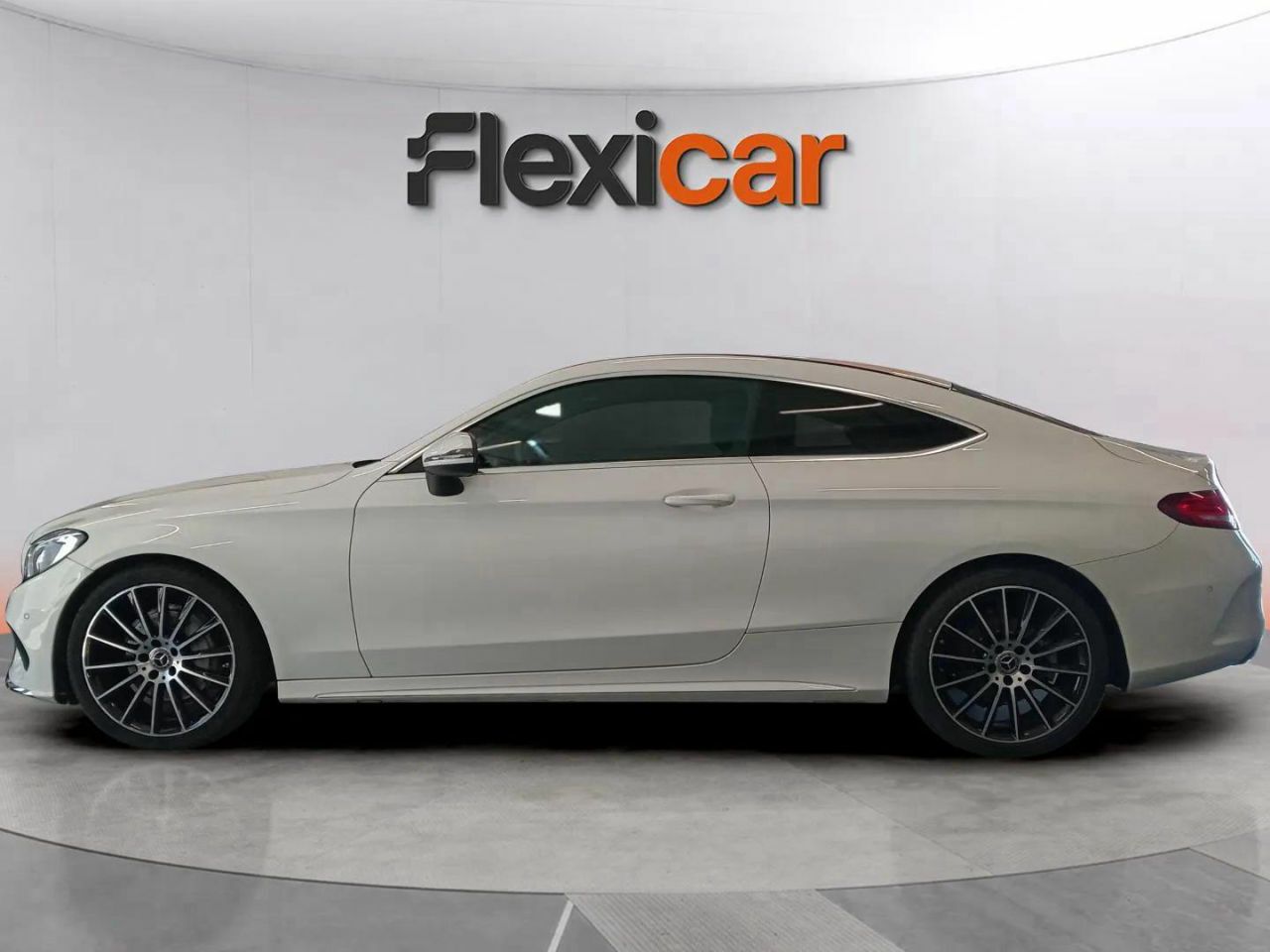 mercedes clase c 2017 / foto grande (2)