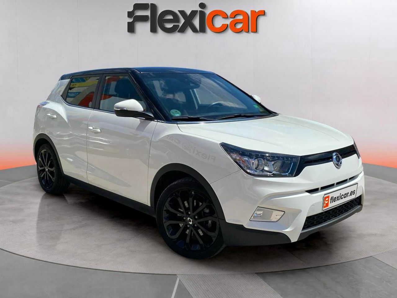Foto ssangyong tivoli 2017 /