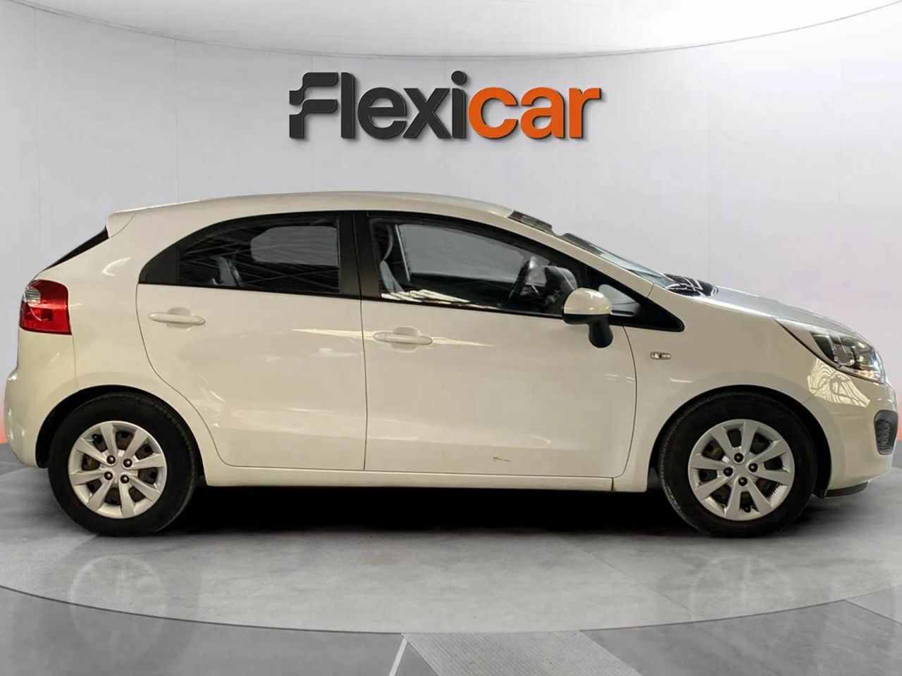 kia rio 2014 / foto grande (3)