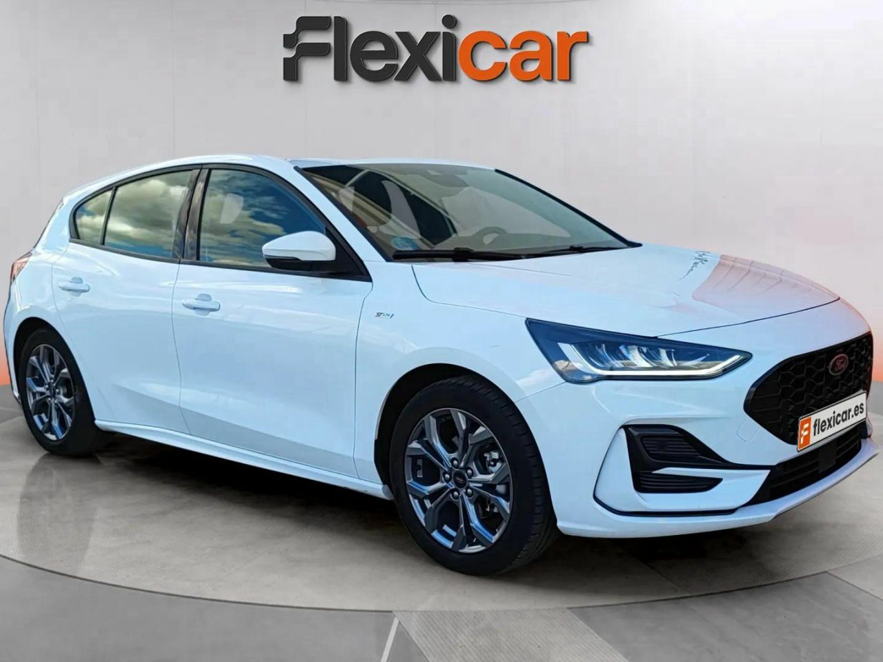 Foto ford focus 2023 /