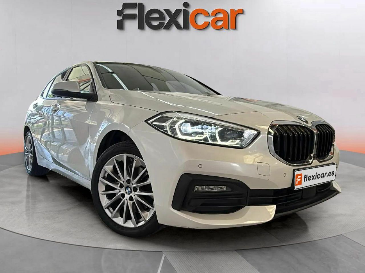 Foto bmw serie 1 2022 /