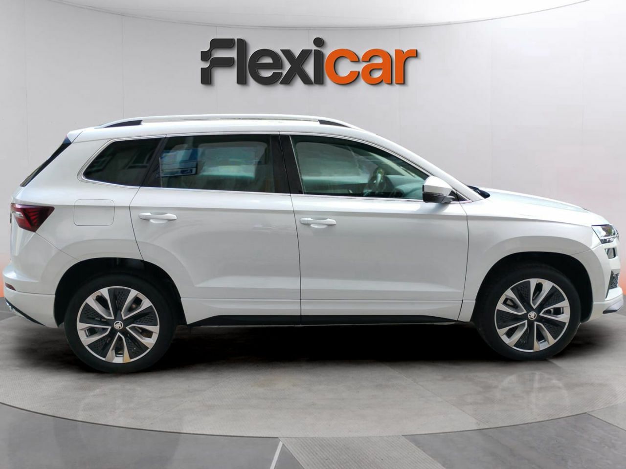 skoda karoq 2024 / foto grande (2)