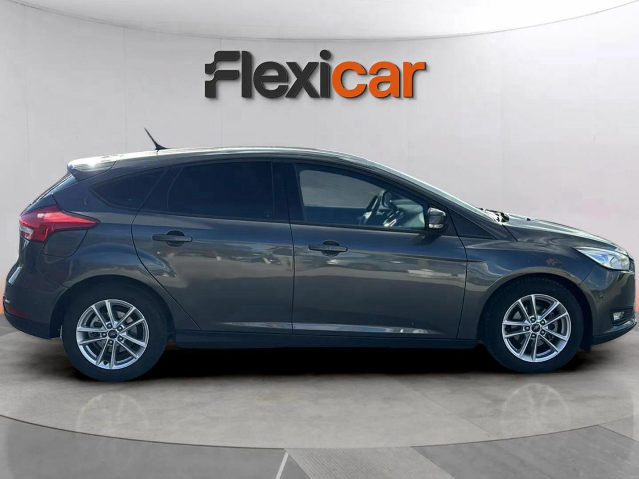 ford focus 2017 / foto grande (3)