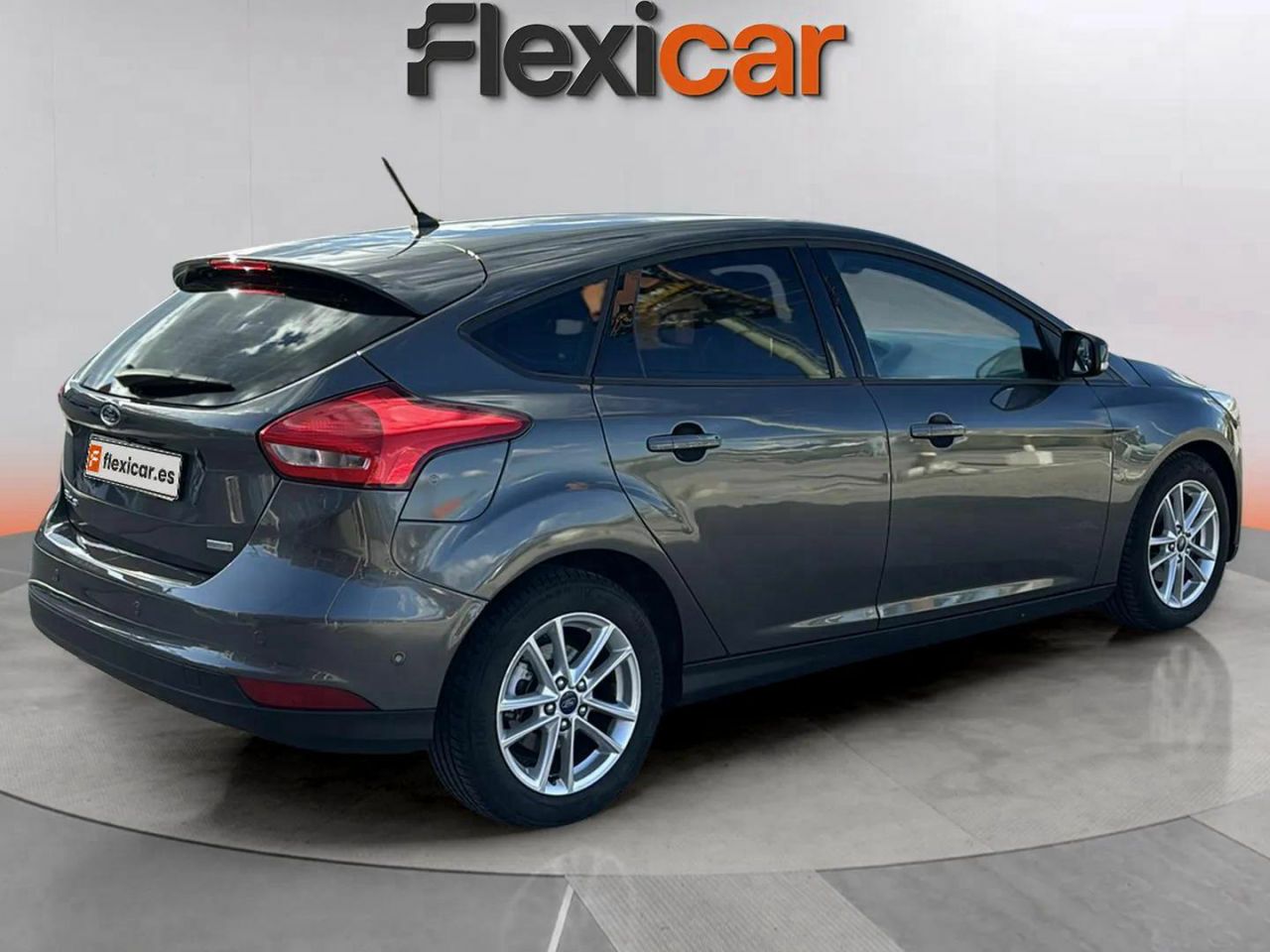 ford focus 2017 / foto grande (2)