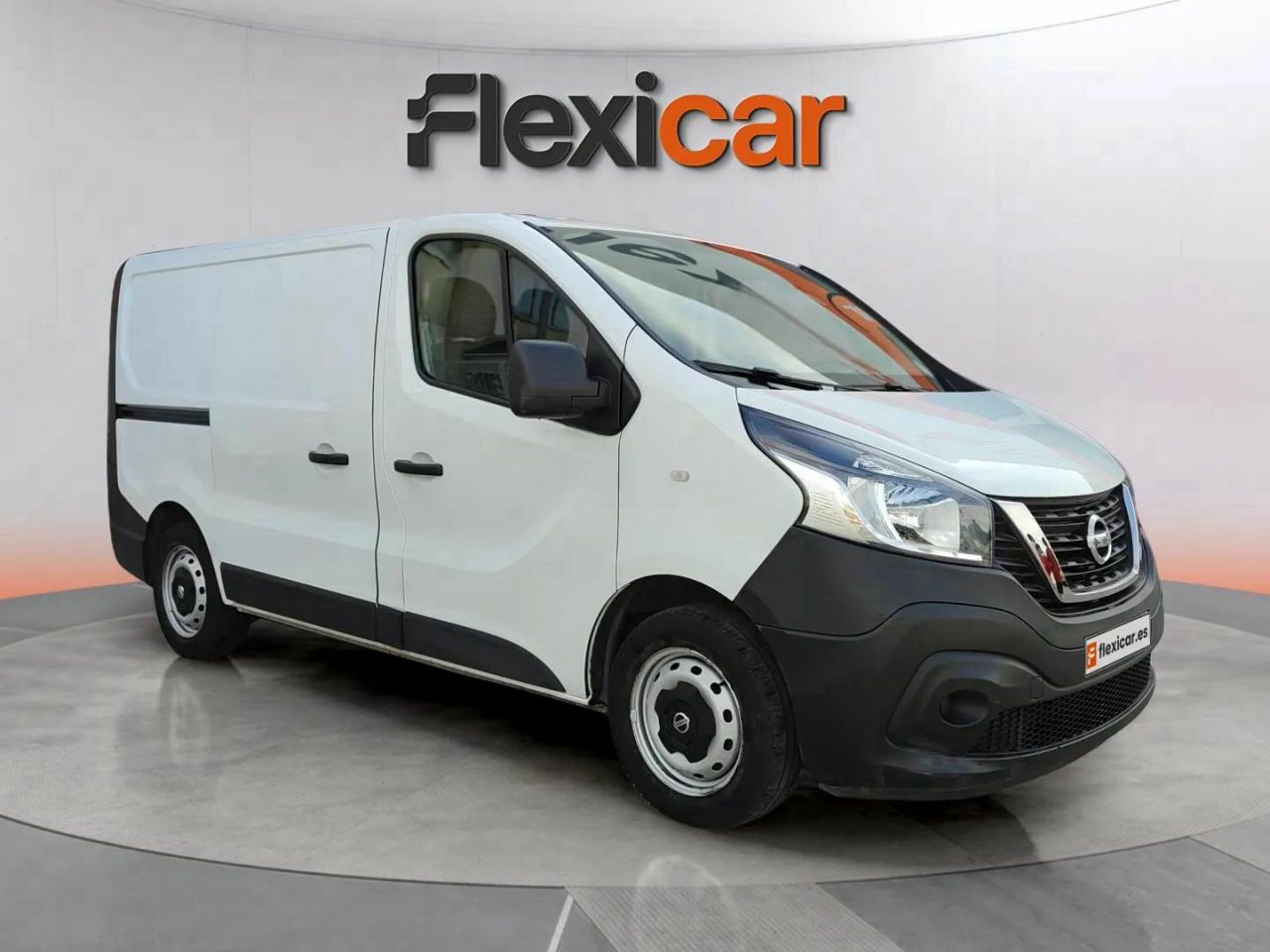 Foto nissan nv300 2021 /