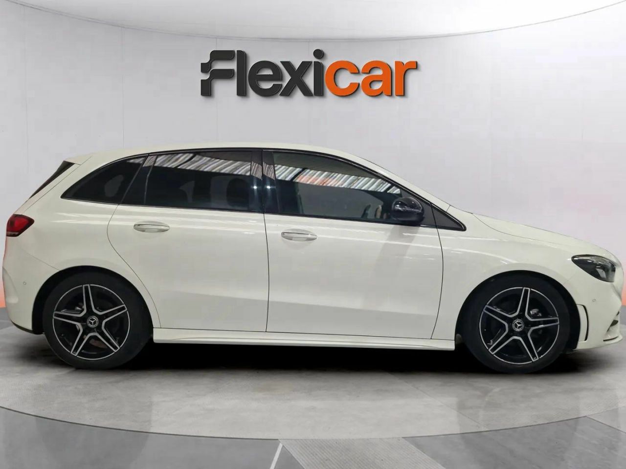 mercedes clase b 2022 / foto grande (3)
