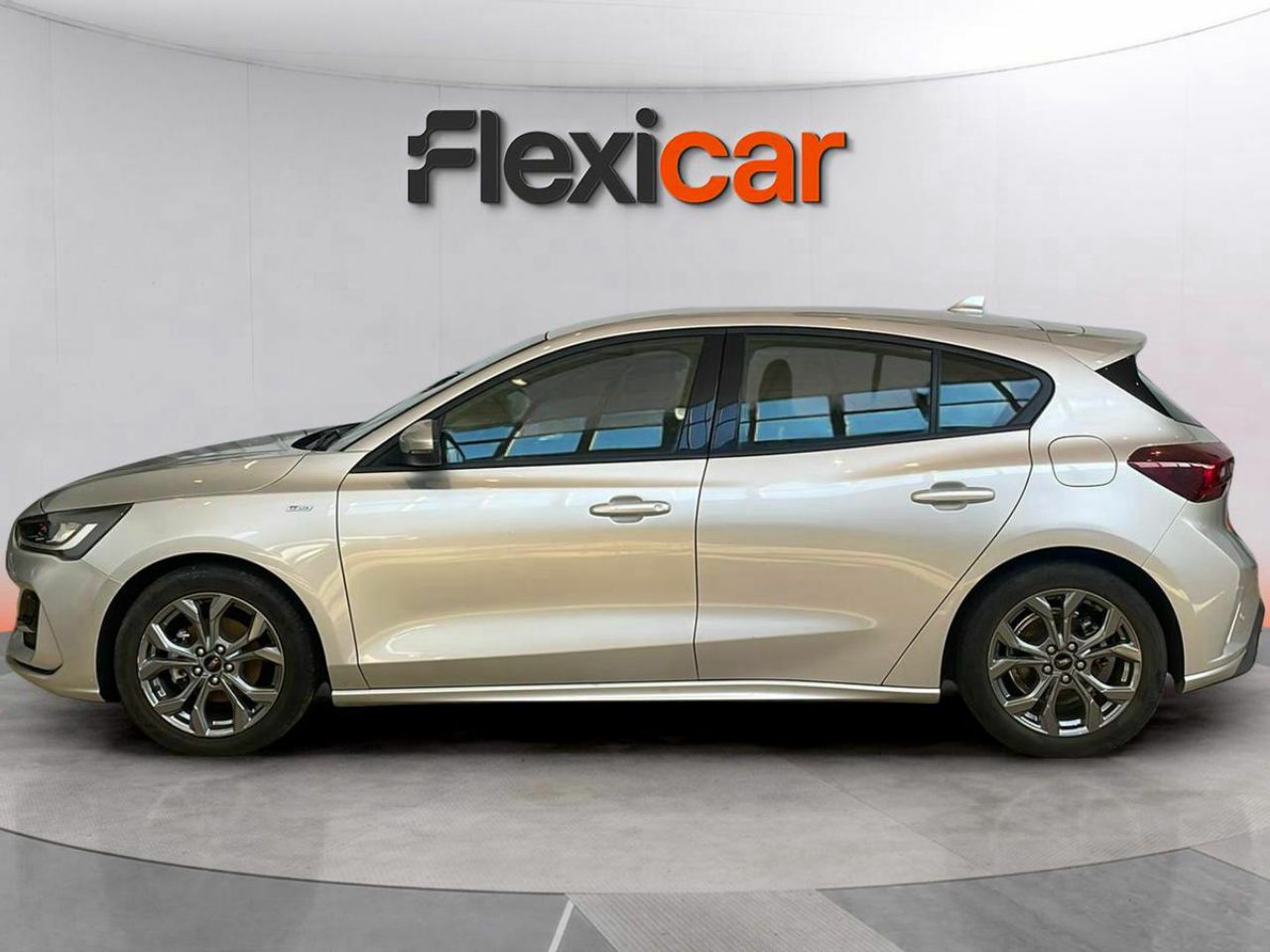ford focus 2023 / foto grande (3)