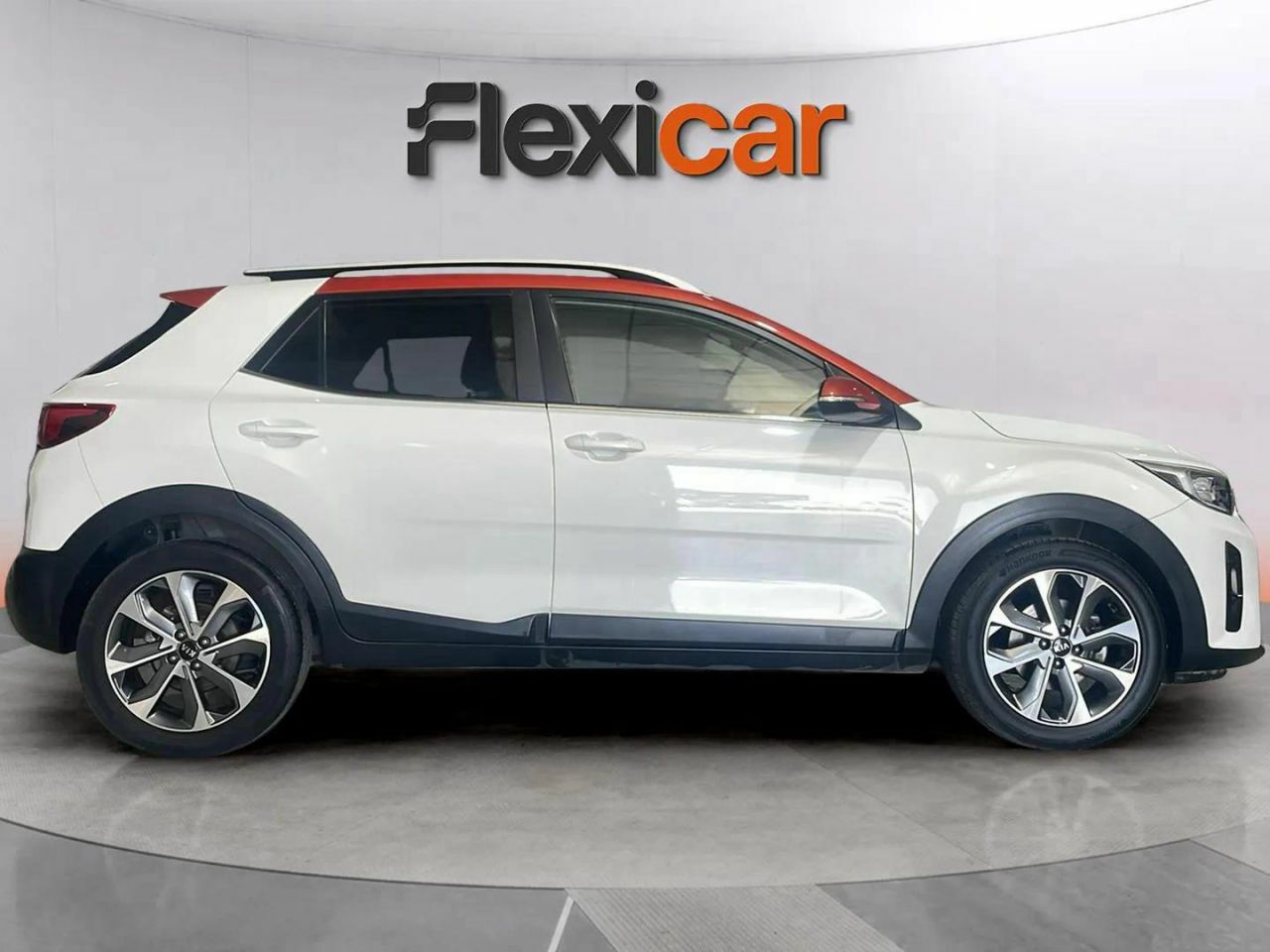 kia stonic 2019 / foto grande (2)