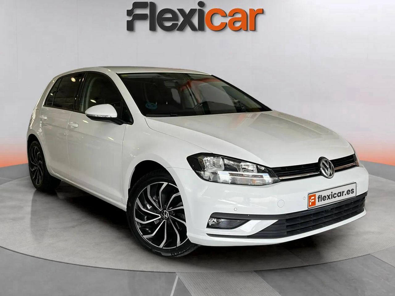 Foto volkswagen golf 2018 /