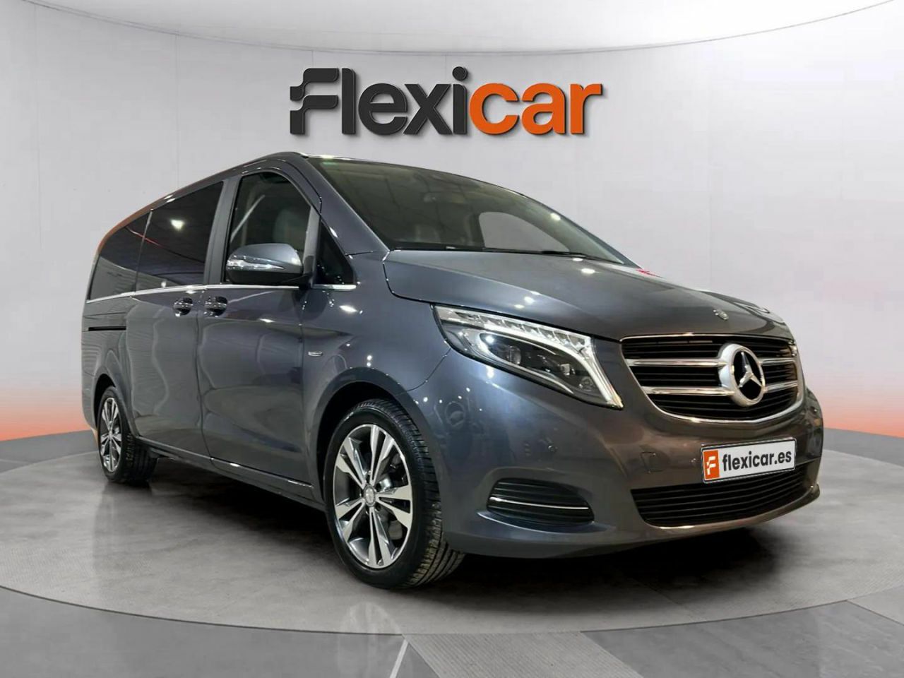 Foto mercedes clase v 2015 /