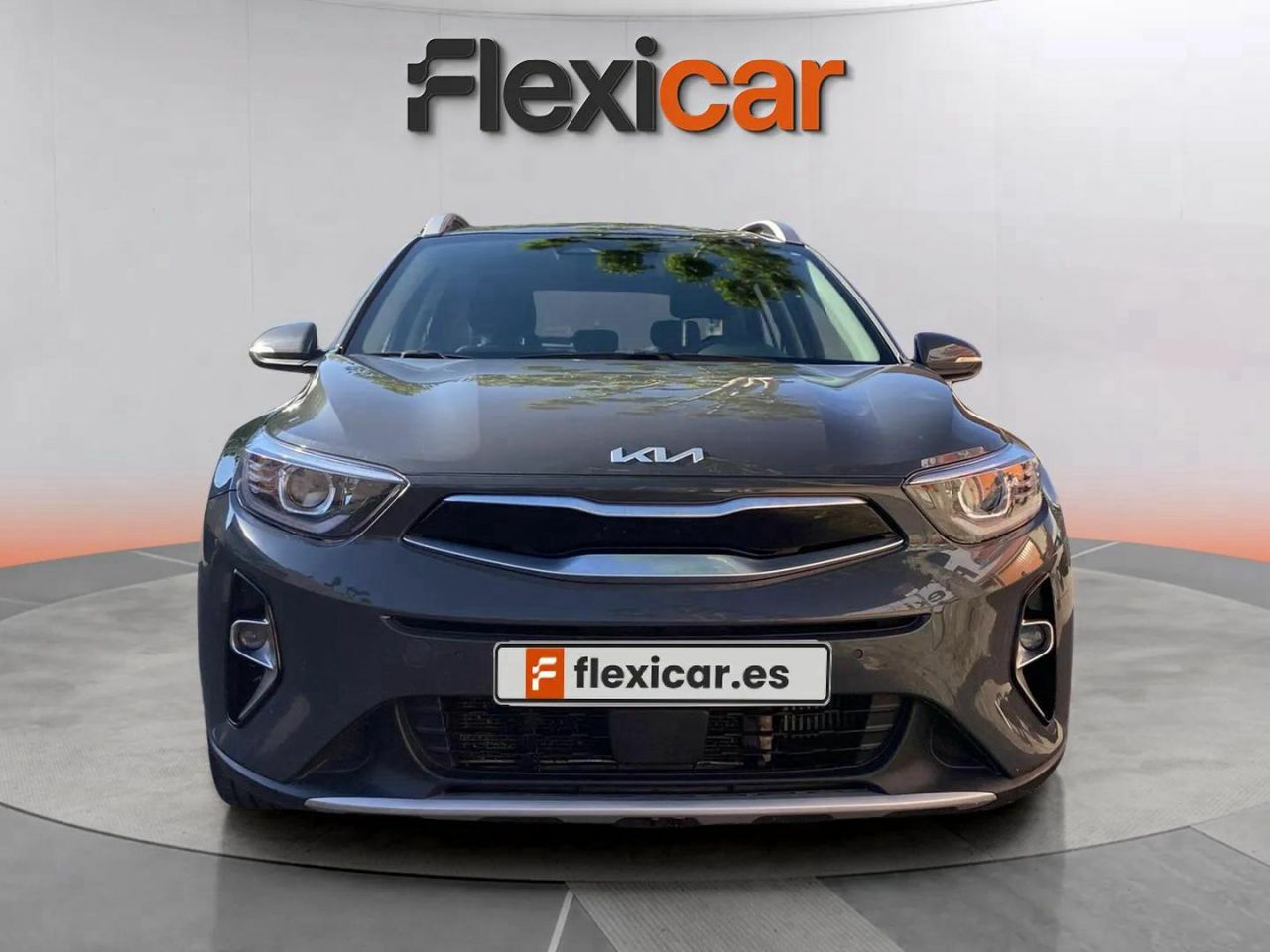 kia stonic 2022 / foto grande (2)