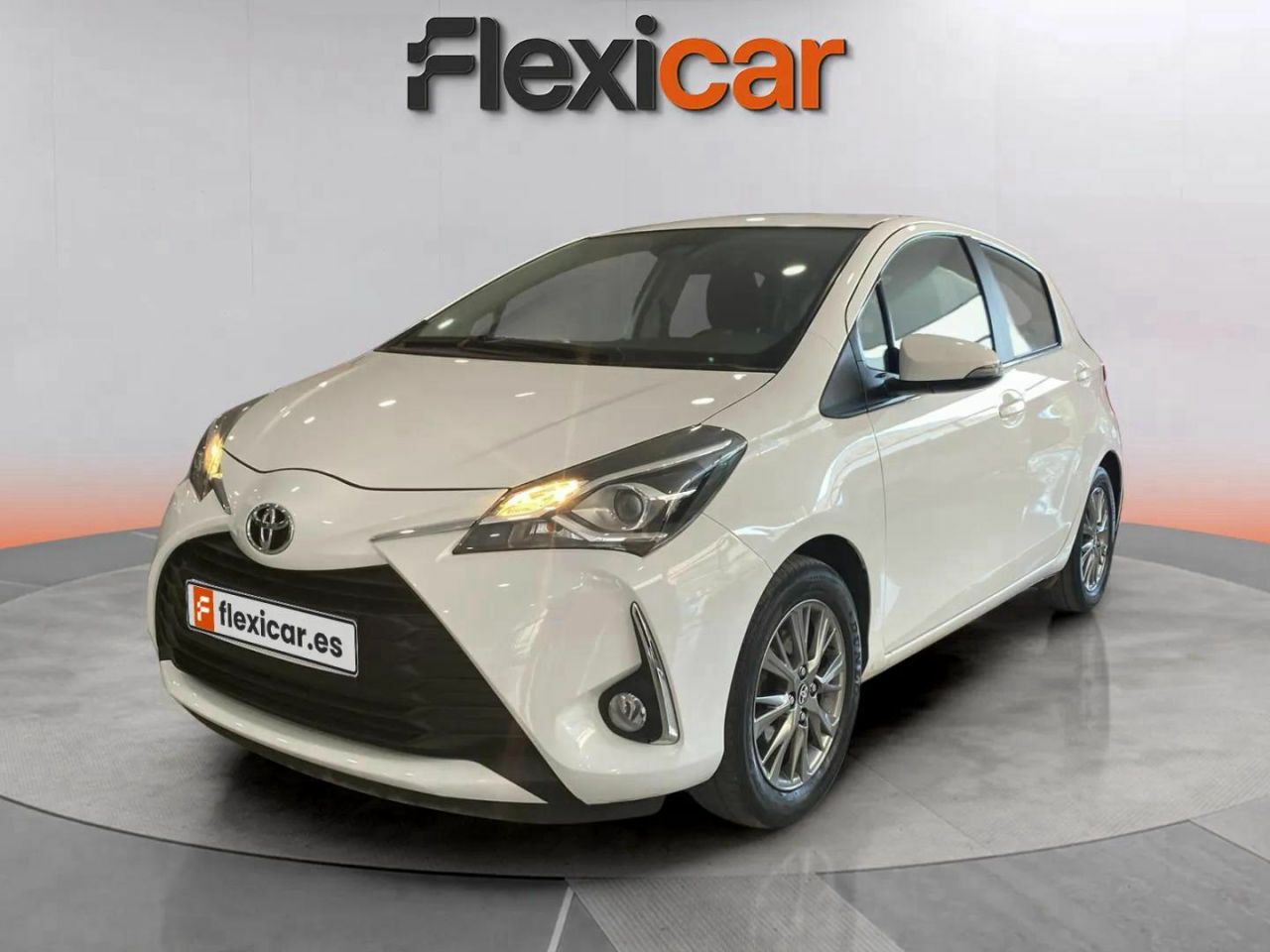 toyota yaris 2019 / foto grande (3)