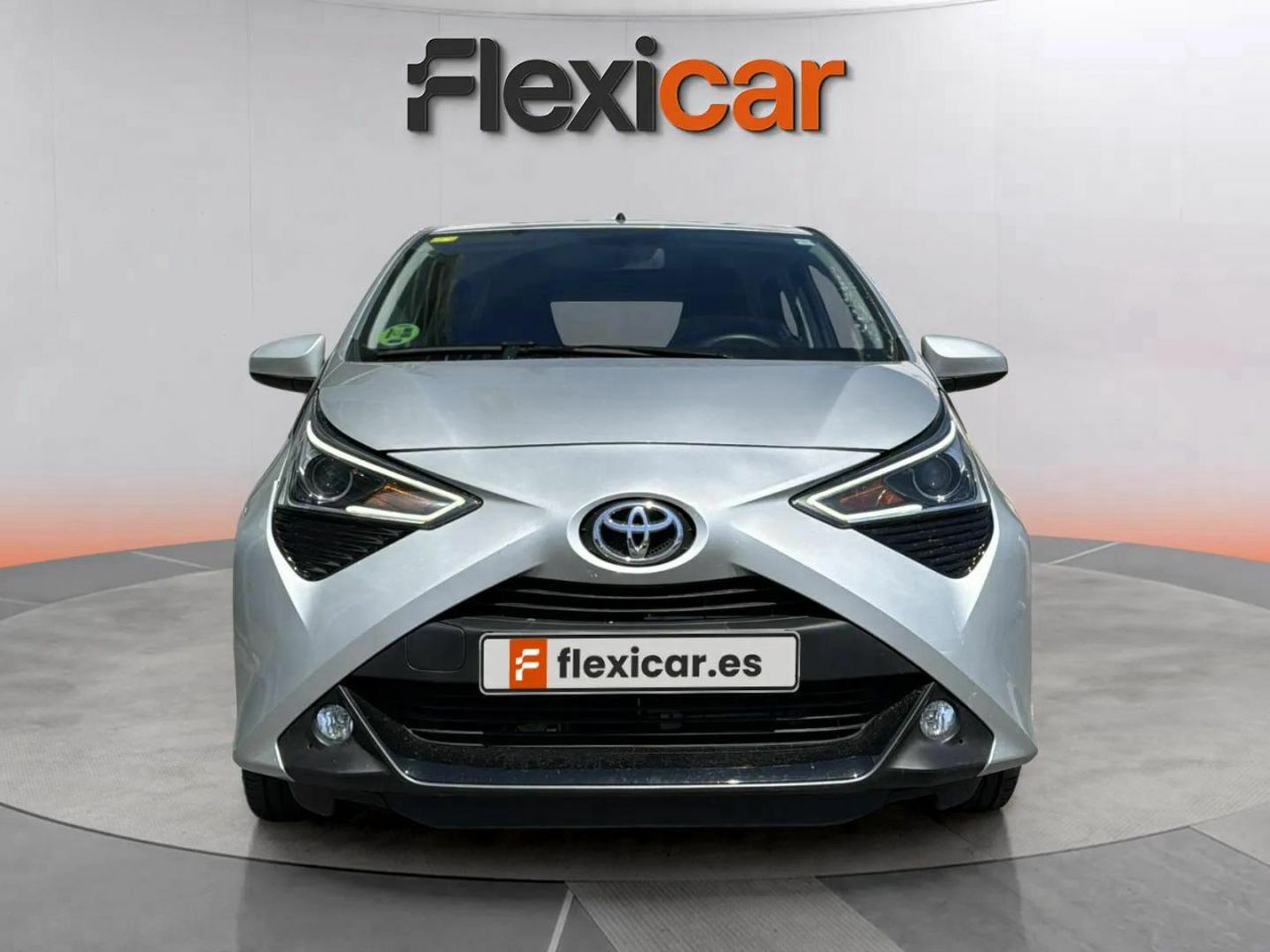 toyota aygo 2018 / foto grande (2)