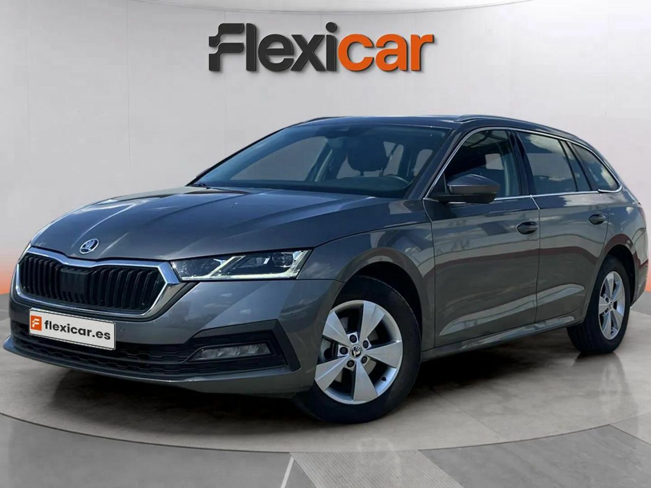 skoda octavia 2022 / foto grande (3)