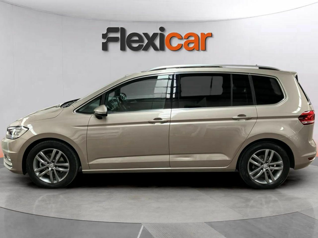 volkswagen touran 2016 / foto grande (3)