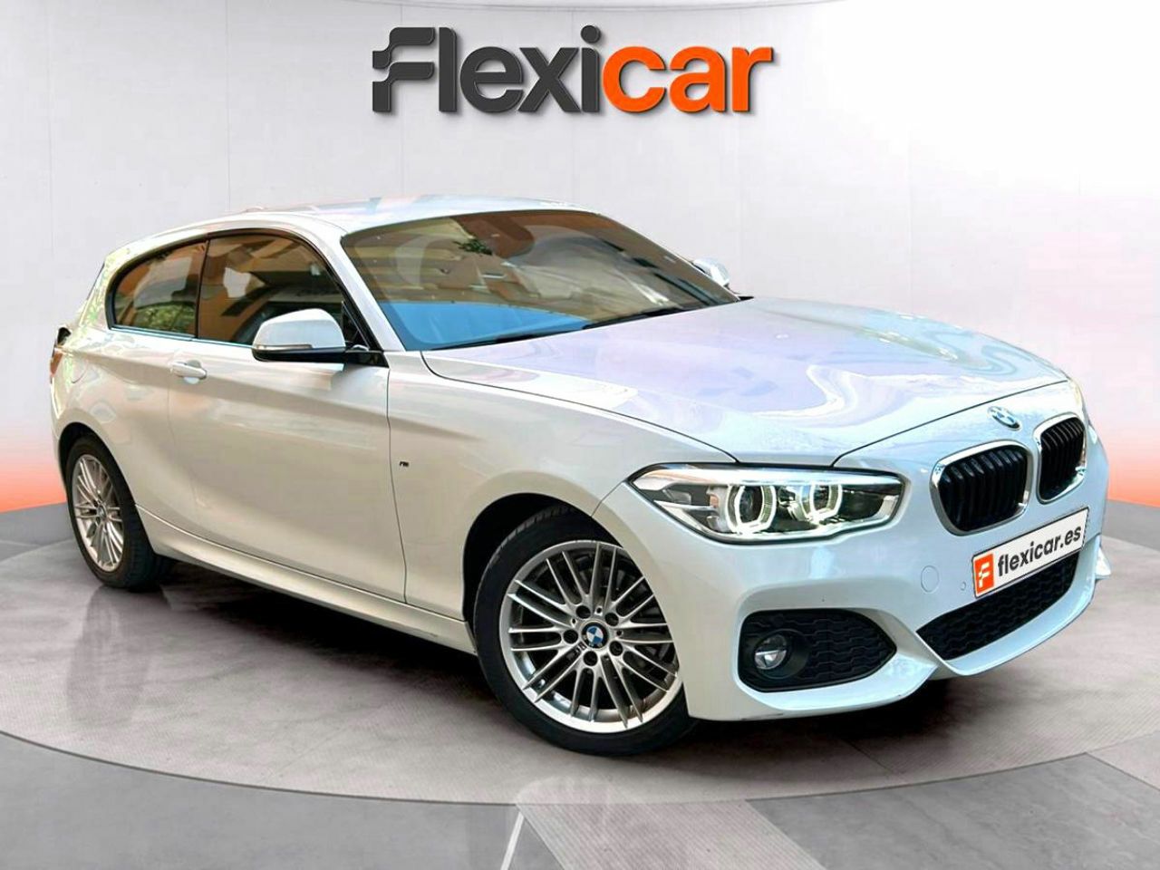 Foto bmw serie 1 2019 /