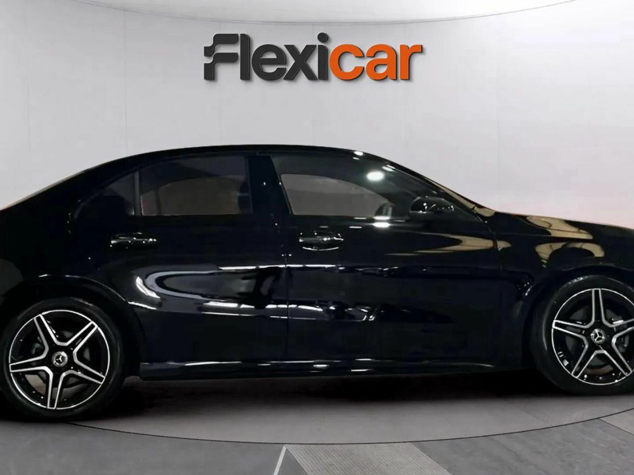 mercedes clase a 2023 / foto grande (3)