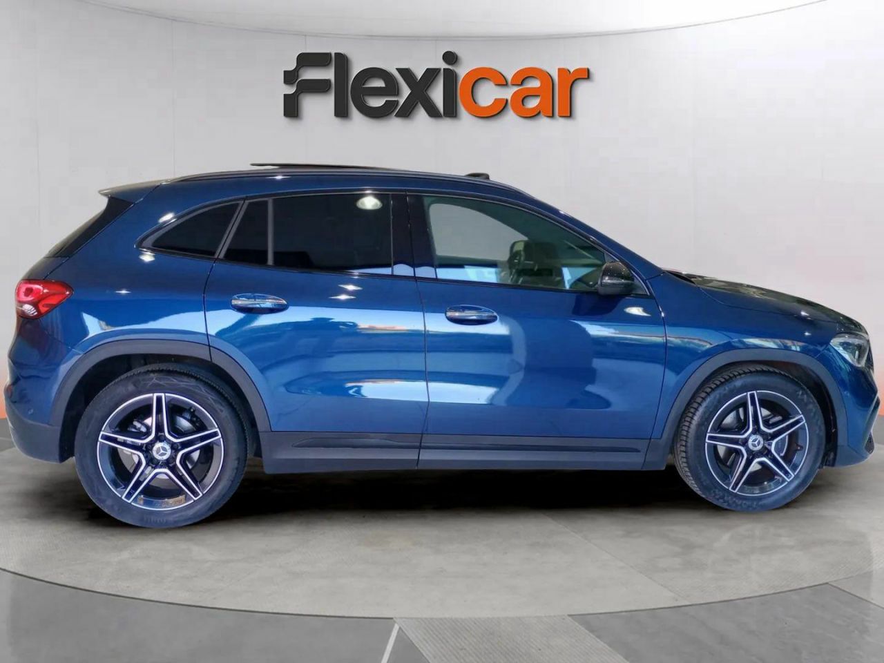 mercedes gla 2021 / foto grande (3)