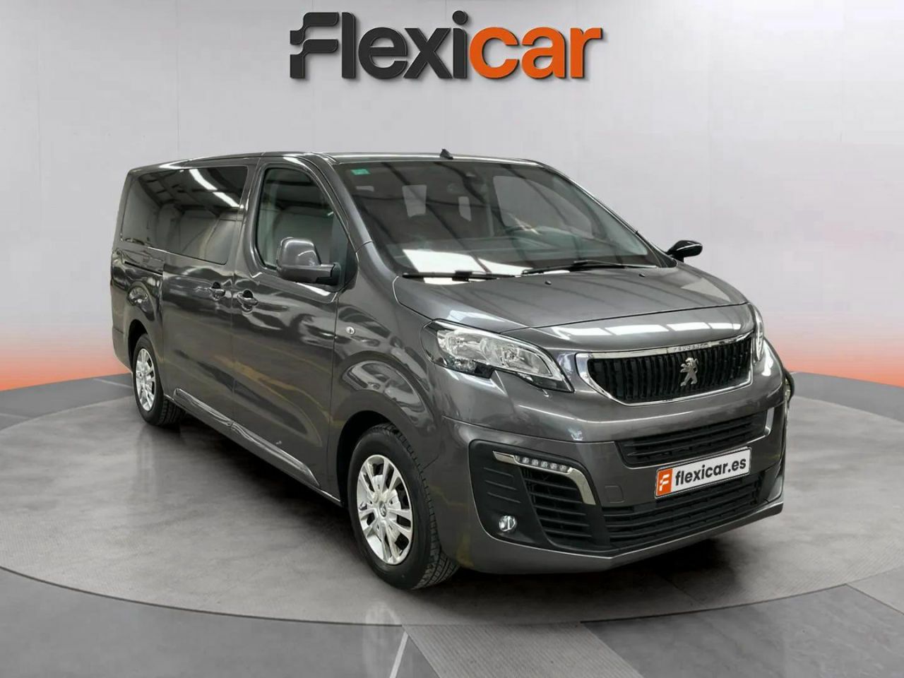 Foto peugeot traveller 2019 /