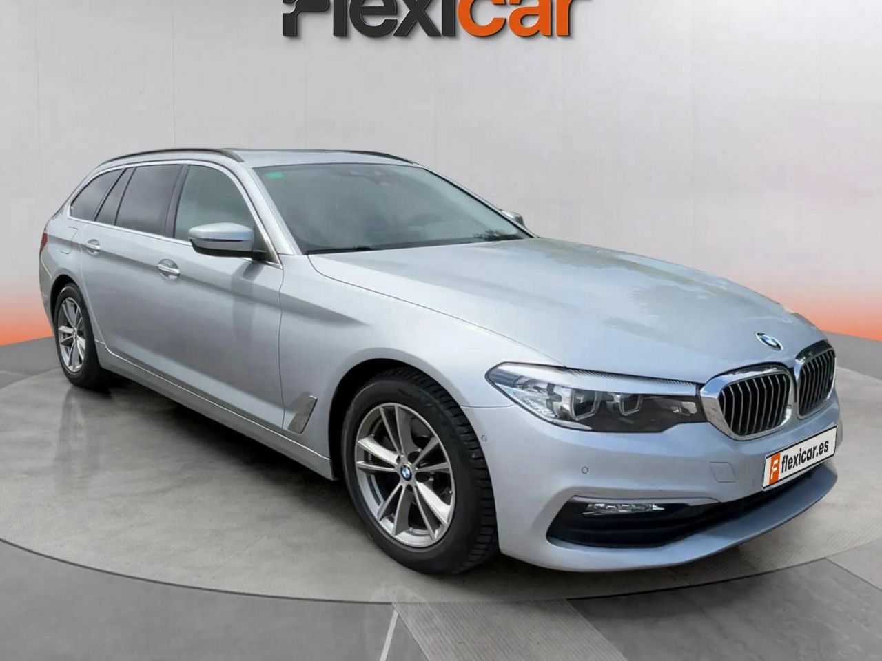 Foto bmw serie 5 2019 /