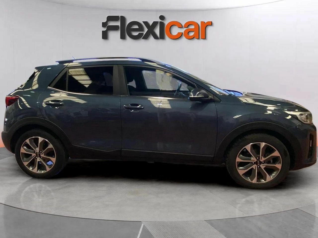 kia stonic 2018 / foto grande (3)