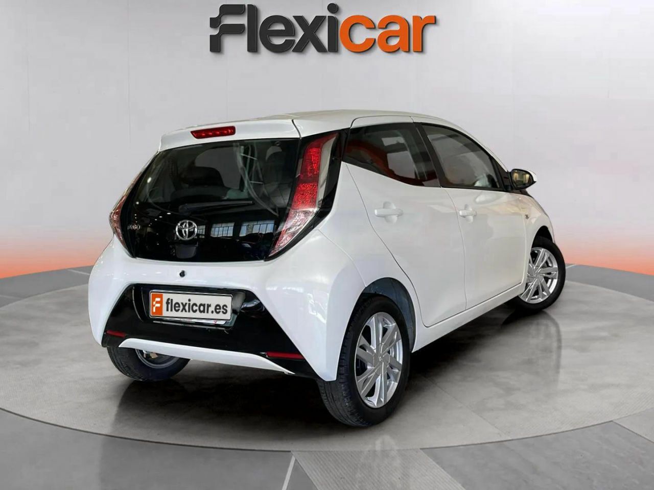 toyota aygo 2017 / foto grande (3)