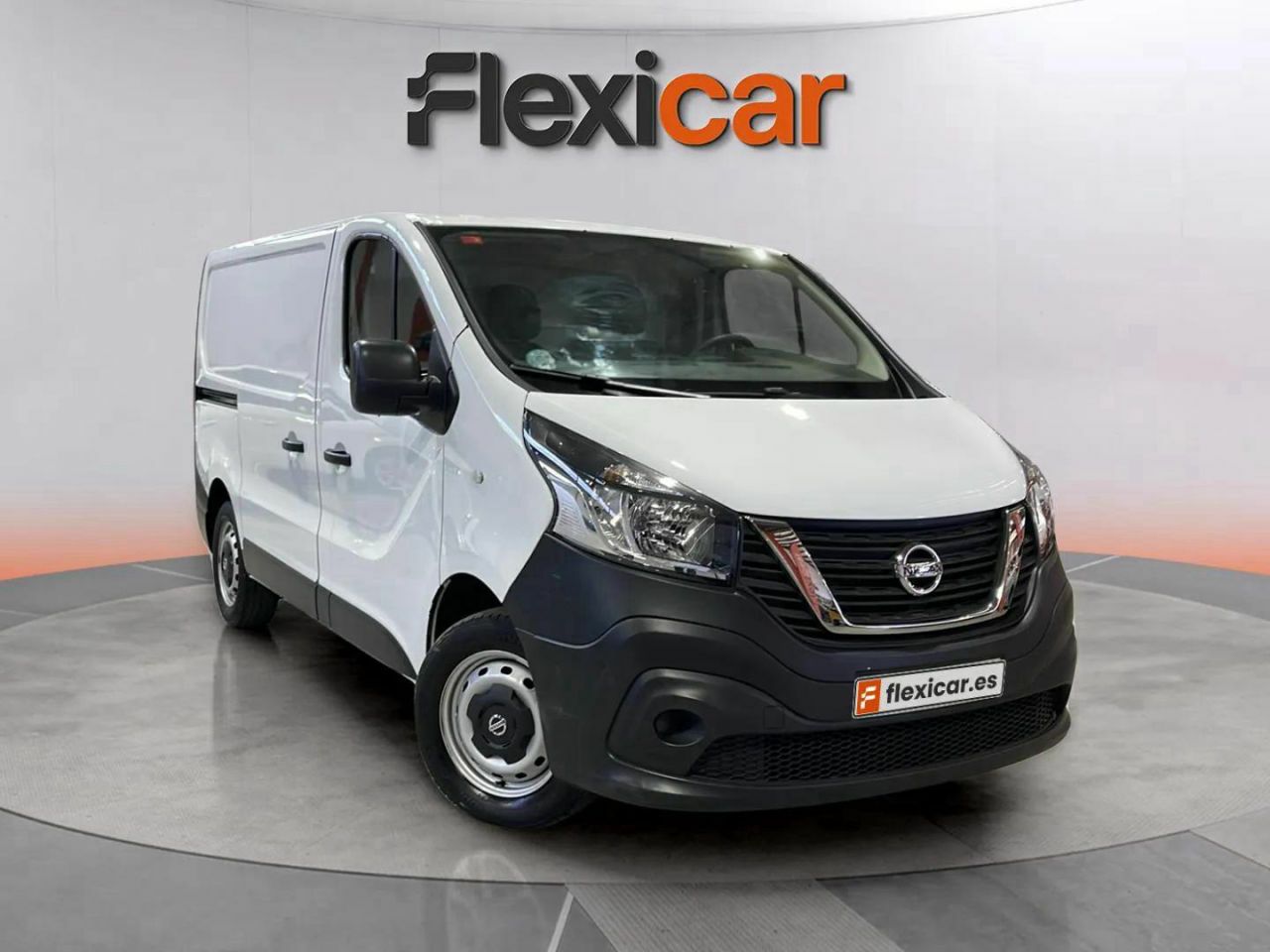 Foto nissan nv300 2021 /