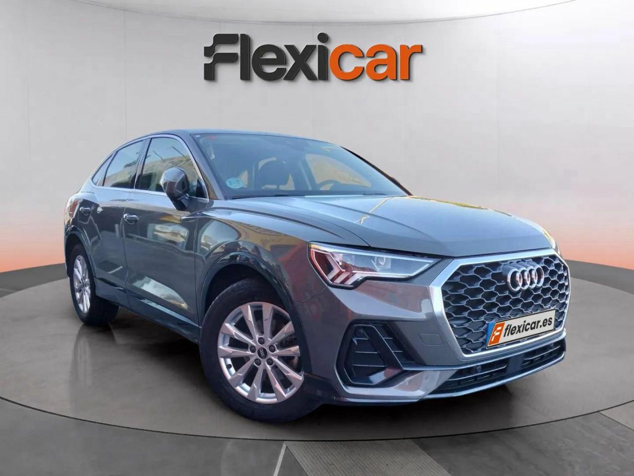 Foto audi q3 2021 /