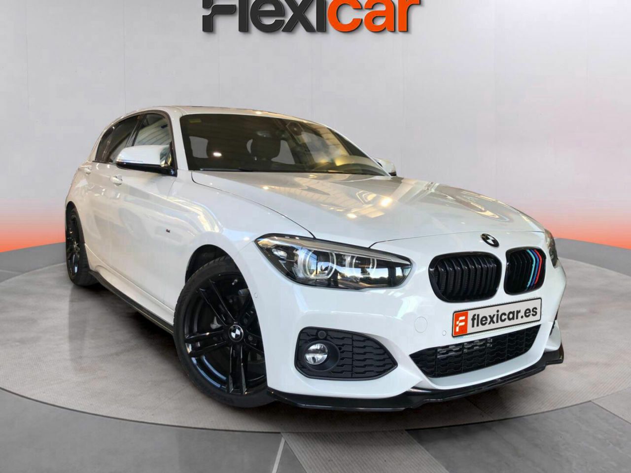 Foto bmw serie 1 2018 /
