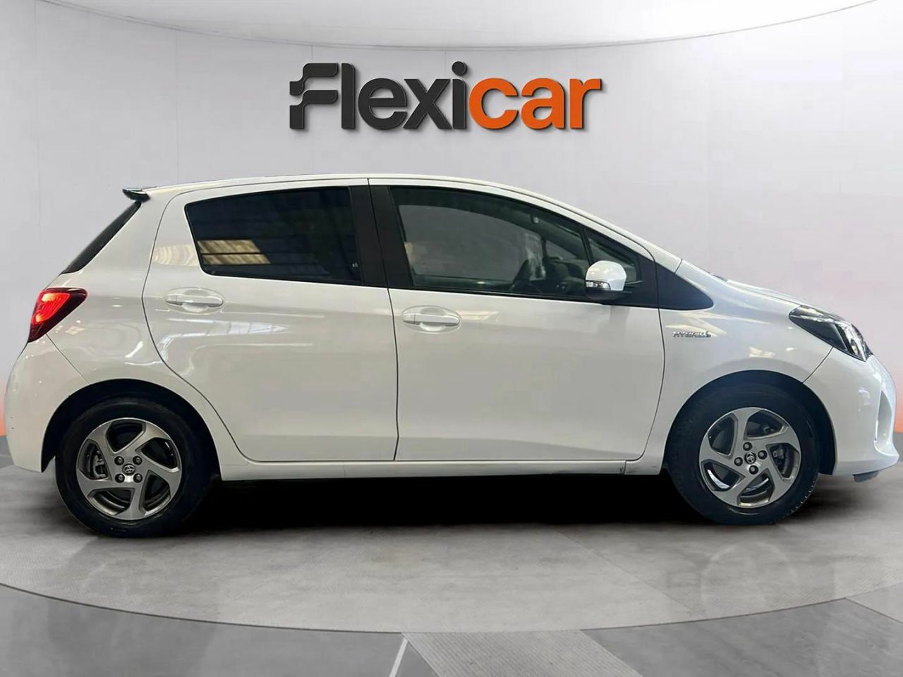 toyota yaris 2015 / foto grande (3)