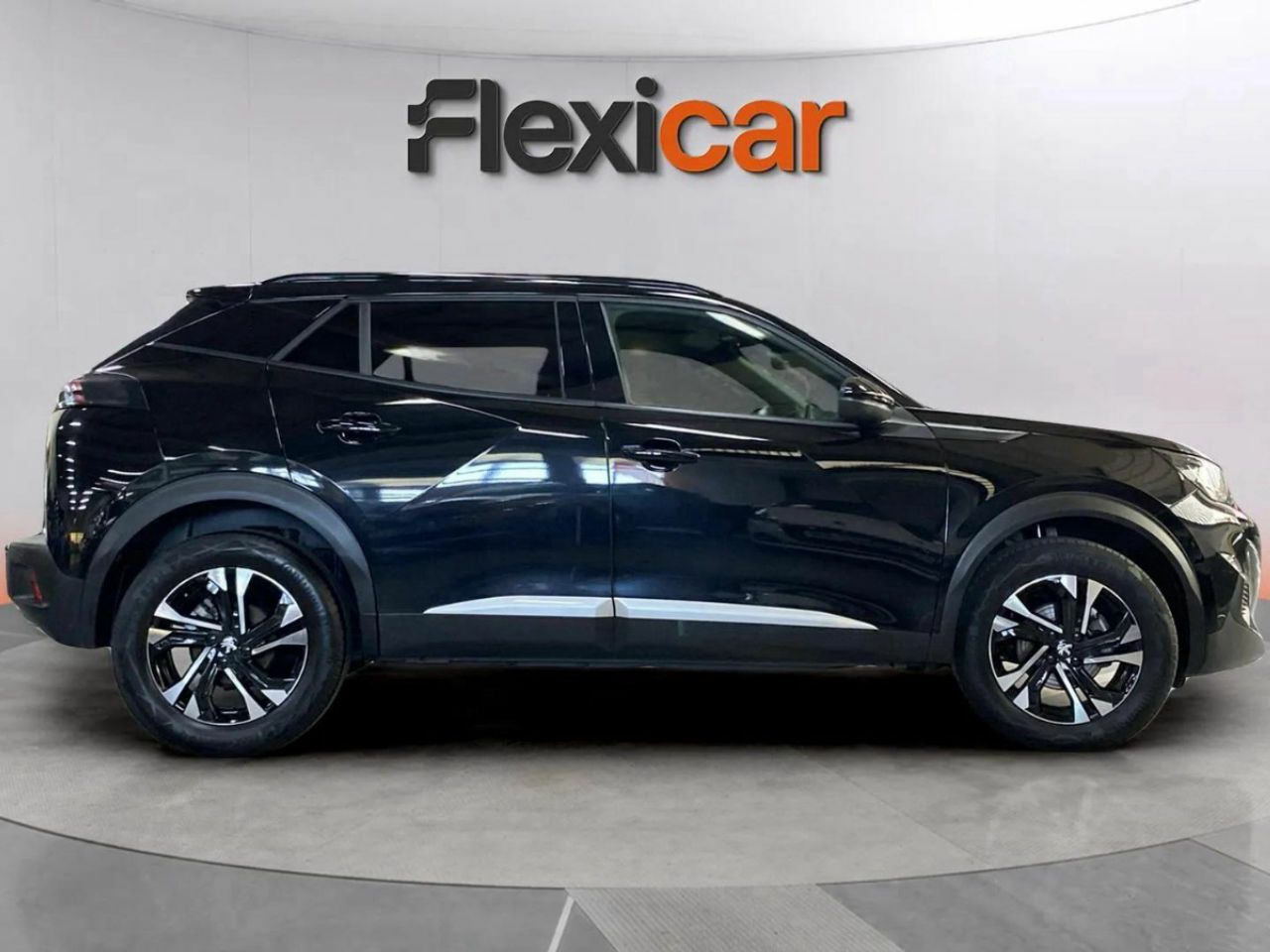 peugeot 2008 2023 / foto grande (2)
