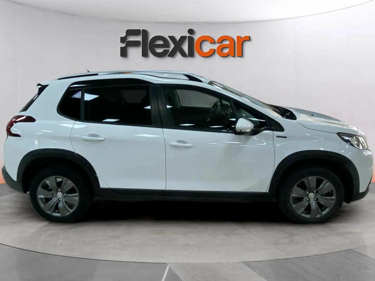peugeot 2008 2019 / foto grande (3)