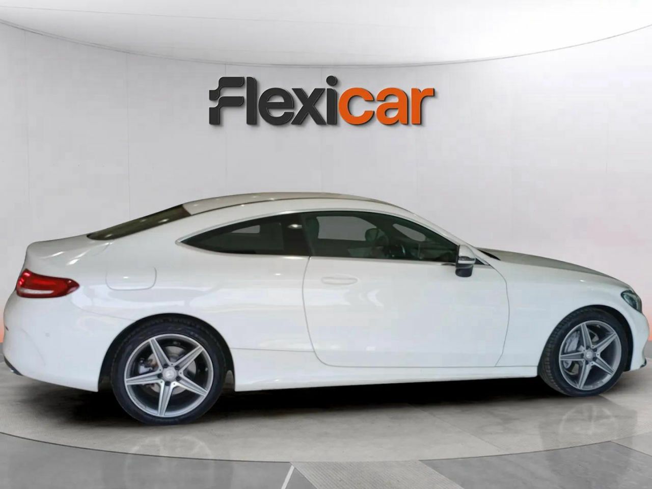 mercedes clase c 2016 / foto grande (3)