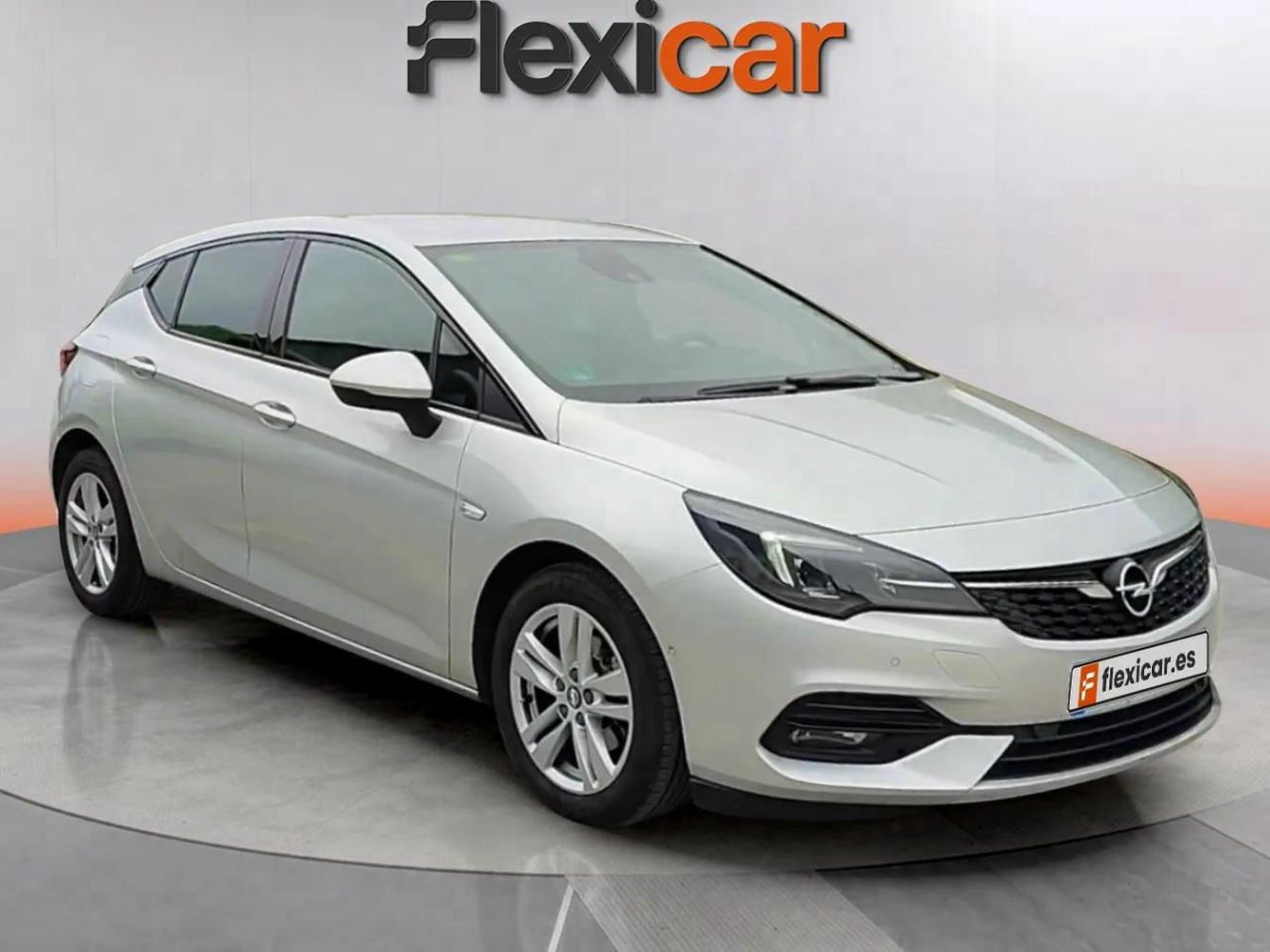 Foto opel astra 2020 /