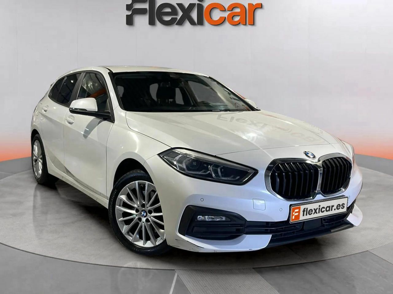 Foto bmw serie 1 2021 /