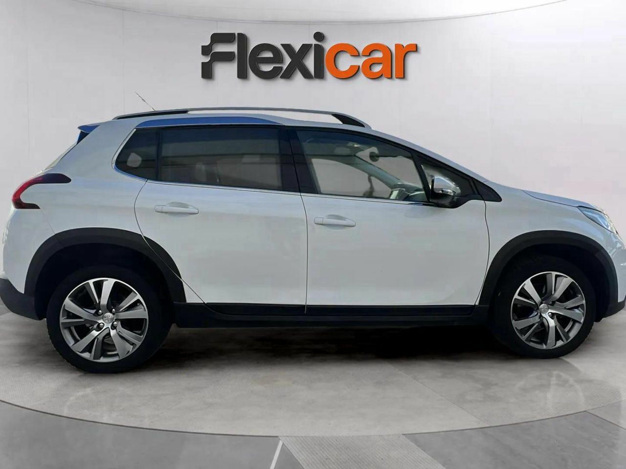peugeot 2008 2016 / foto grande (3)