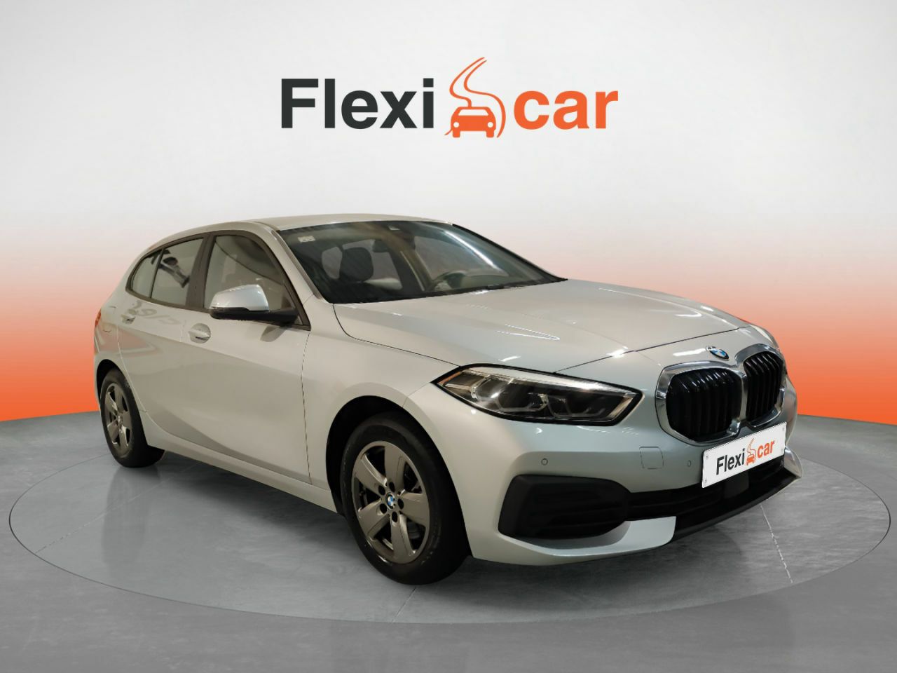 Foto bmw serie 1 2021 /