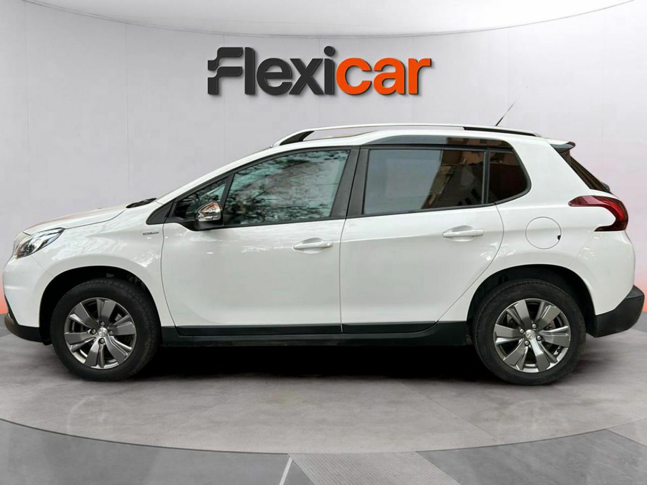 peugeot 2008 2018 / foto grande (3)