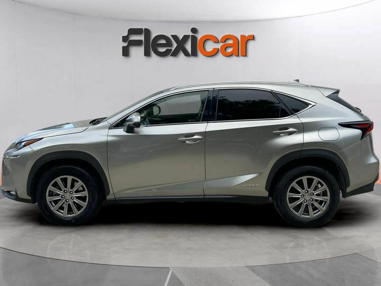 lexus nx 2017 / foto grande (3)