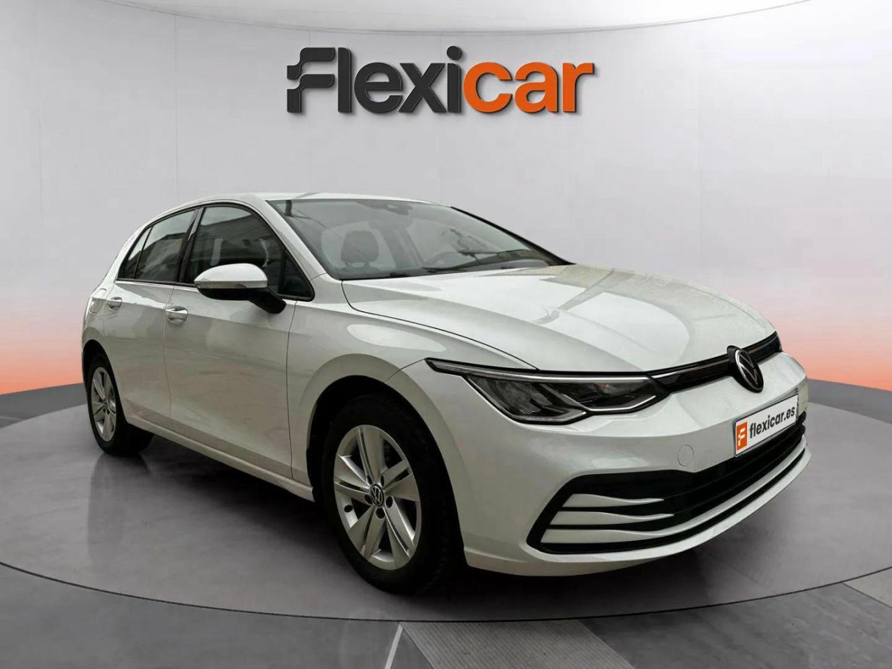 Foto volkswagen golf 2021 /