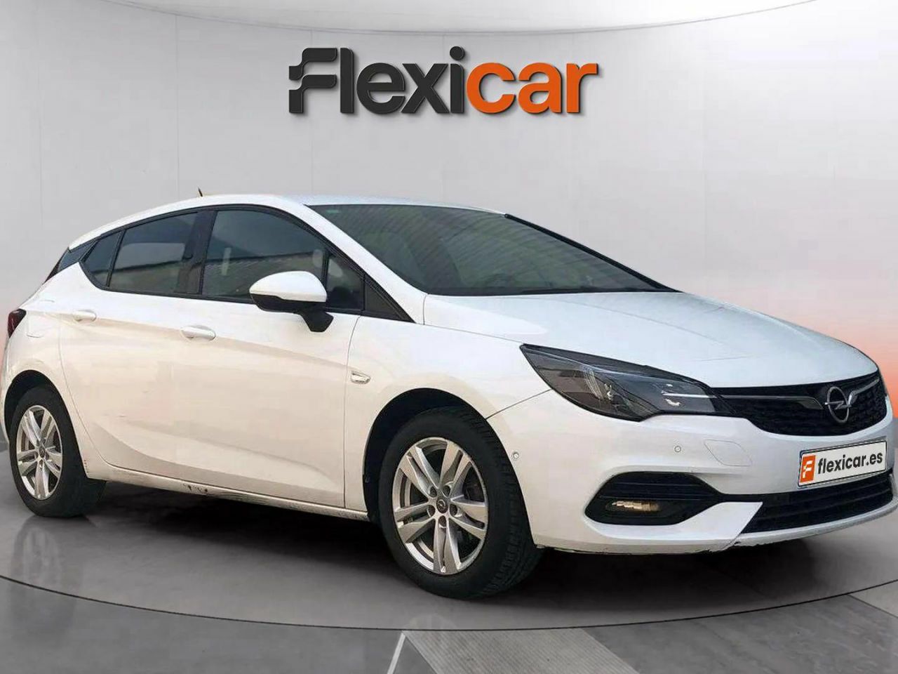 Foto opel astra 2019 /